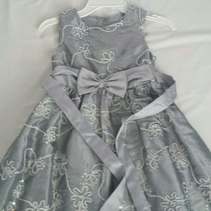 Rare Editions embroidered sequin dress